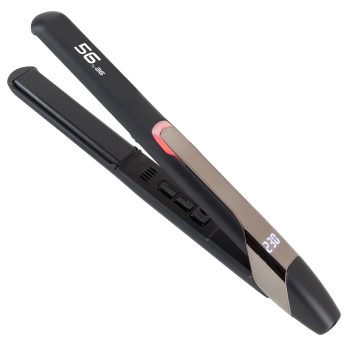 Plancha alisadora de cabello negra con placas lisas y detalles en dorado rosado, pantalla digital y botones de control visibles, diseñada para uso de profesionales.