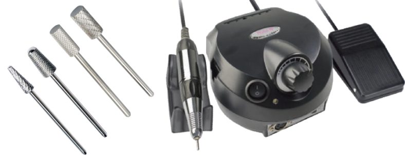 Taladro eléctrico para uñas con cinco fresas metálicas, pieza de mano, base y pedal, pensado para peluquería y fácil de comprar como equipo profesional.
