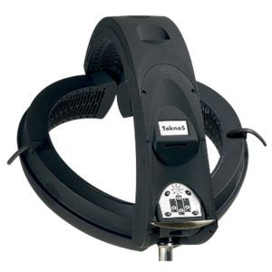 Capucha secadora de cabello negra montada en soporte con panel de control frontal y rejillas de ventilación, diseñada para peluquería con un aspecto innovador.