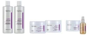 Conjunto de productos faciales Alphea Sensitive alineados sobre fondo blanco: dos botellas altas, tres tarros de cremas y un frasco con dosificador en envases blancos con detalles morados que transmiten alta calidad.
