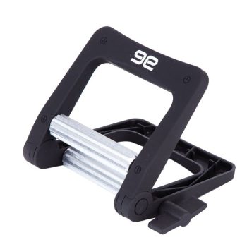 Soporte plegable compacto de plástico negro con dos barras metálicas estriadas para apoyo, diseño ergonómico y apariencia de alta calidad