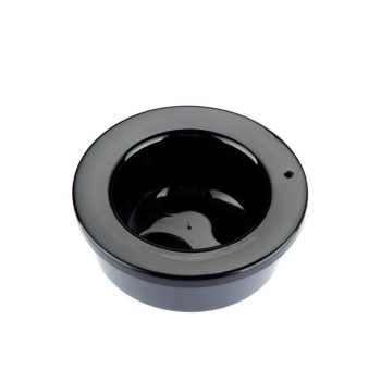 Cuenco negro de plástico brillante con borde ancho y cavidad interior para mezclar tintes, típico de peluquería.