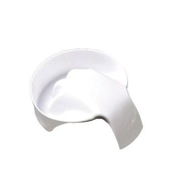 Lavacabezas de cerámica blanca brillante con forma redondeada y reposacuellos integrado para salón de peluquería, alta calidad.