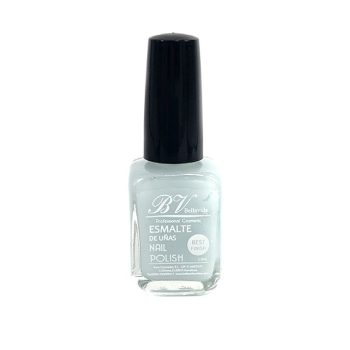 Botella de esmalte de uñas color verde menta con tapa negra y etiqueta blanca ideal para manicura en 'peluquería'.