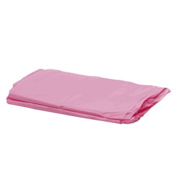 Papel tisú rosa doblado sobre fondo blanco con textura suave y uniforme, alta calidad y autorizado.