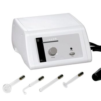 Equipo estético compacto blanco con perilla de control, indicador y botón de encendido en la carcasa, acompañado por cuatro electrodos de vidrio de distintas formas y un mango con cable, 'mejor opción'.
