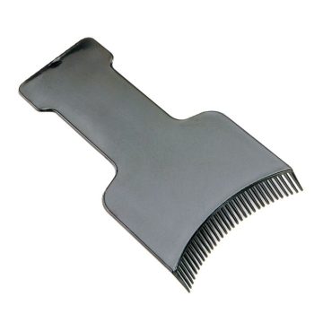 Peine metálico de 'alta calidad' con mango plano y dientes finos y curvados, diseñado para desenredar y peinar el cabello.