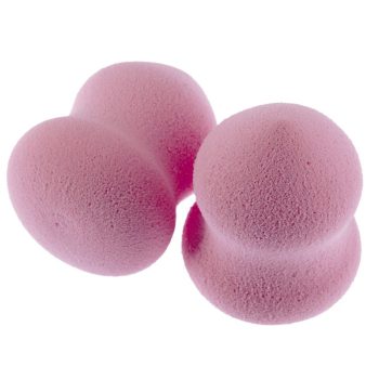Dos esponjas rosa de maquillaje con superficie porosa y forma bulbosa, aptas para difuminar productos en peluquería y estética.