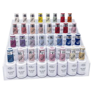 Expositor escalonado con docenas de frascos de esmalte en gel de colores pastel y vivos, cada uno con tapa a juego sobre botellas blancas, mostrando una opción profesional para manicura y alta calidad.