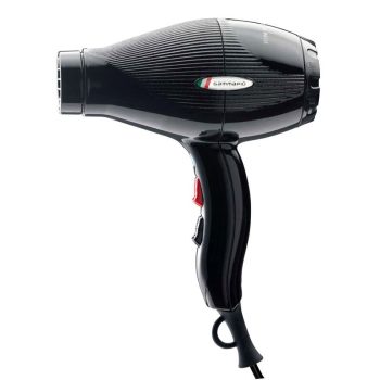 Secador de pelo negro brillante de mano con mango ergonómico, botones rojos visibles y rejilla frontal, ideal para uso profesional en peluquería.
