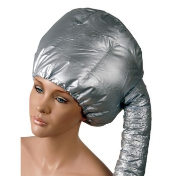 Maniquí con gorro acolchado metálico plateado y manguera tubular flexible, equipo profesional asociado a peluquerías para tratamientos térmicos.