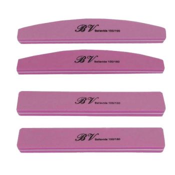 Cuatro limas y pulidores de uñas rosas de distintos perfiles y grosores dispuestos en fila, pensados para uso profesional en manicura.