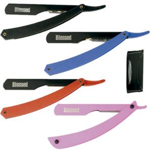 Juego de cuatro navajas de afeitar plegables tipo barbero en colores negro, azul, rojo y rosa con hojas negras y funda de transporte, diseño ergonómico para uso profesional y lista para entrega.
