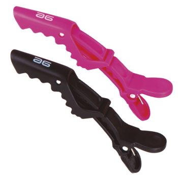 Dos pinzas para cabello de plástico, una negra y otra fucsia, con cierre tipo cocodrilo y dientes ondulados para sujetar mechones, diseño resistente de alta calidad.