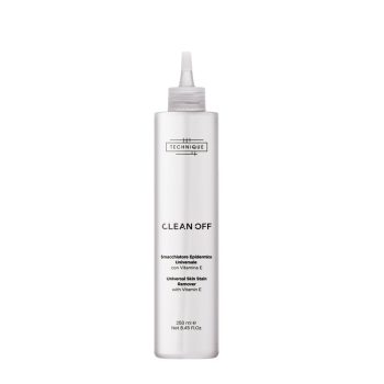 Botella cilíndrica blanca con boquilla dosificadora y etiqueta "CLEAN OFF" que indica removedor de manchas para piel de 250 ml, ideal para peluquería y útil para el distribuidor.