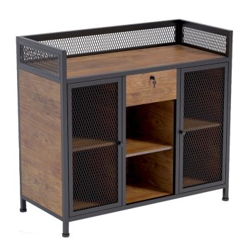 Aparador industrial de metal negro y madera con tablero superior bordeado por rejilla, dos puertas laterales de malla, estantes abiertos centrales y un cajón con cerradura, diseño robusto y de alta calidad.