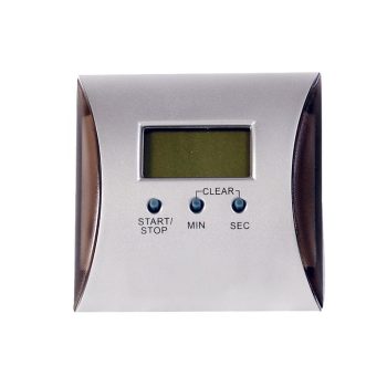 Temporizador digital plateado con pantalla LCD y tres botones azules etiquetados START/STOP, MIN y SEC, paneles laterales oscuros y diseño compacto de alta calidad y aspecto premium.