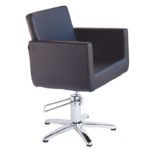 Sillón exclusivo para salón, tapizado negro con base cromada