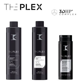 Tres elegantes envases negros de productos capilares con diseño minimalista y etiquetas blancas, dos de mayor altura y uno más corto, con logotipos y texto que sugieren tratamiento y protección del cabello, acabado premium y uso profesional.