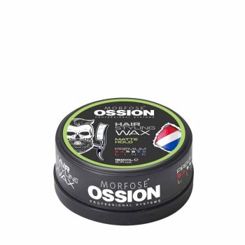 Envase redondo negro de cera para peinar de acabado mate y fijación con etiqueta profesional que muestra logotipo e ilustración de barbero, ideal para uso en peluquería.